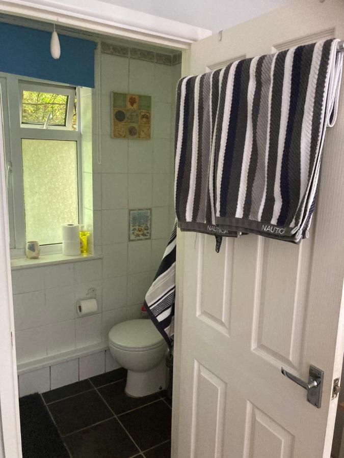 Cove Cott Guest Accommodation Warsash Bagian luar foto